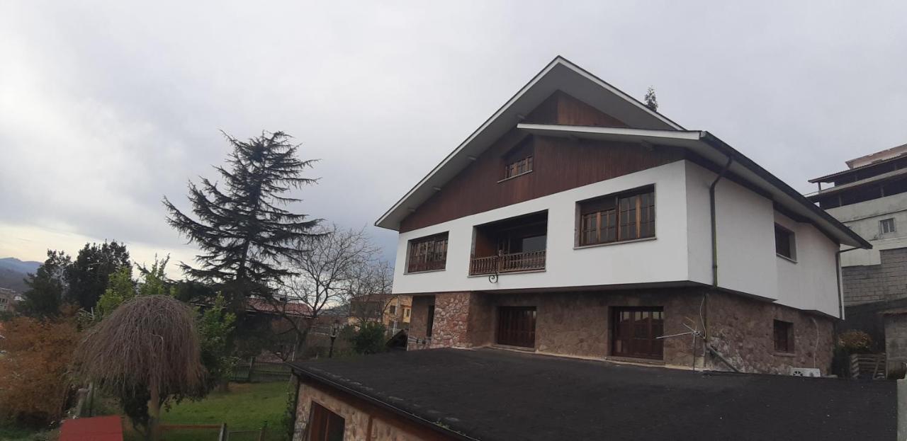 Albergue La Costana Oviedo Buitenkant foto